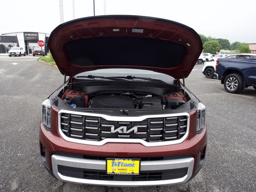 2024 Kia Telluride S - Photo 42