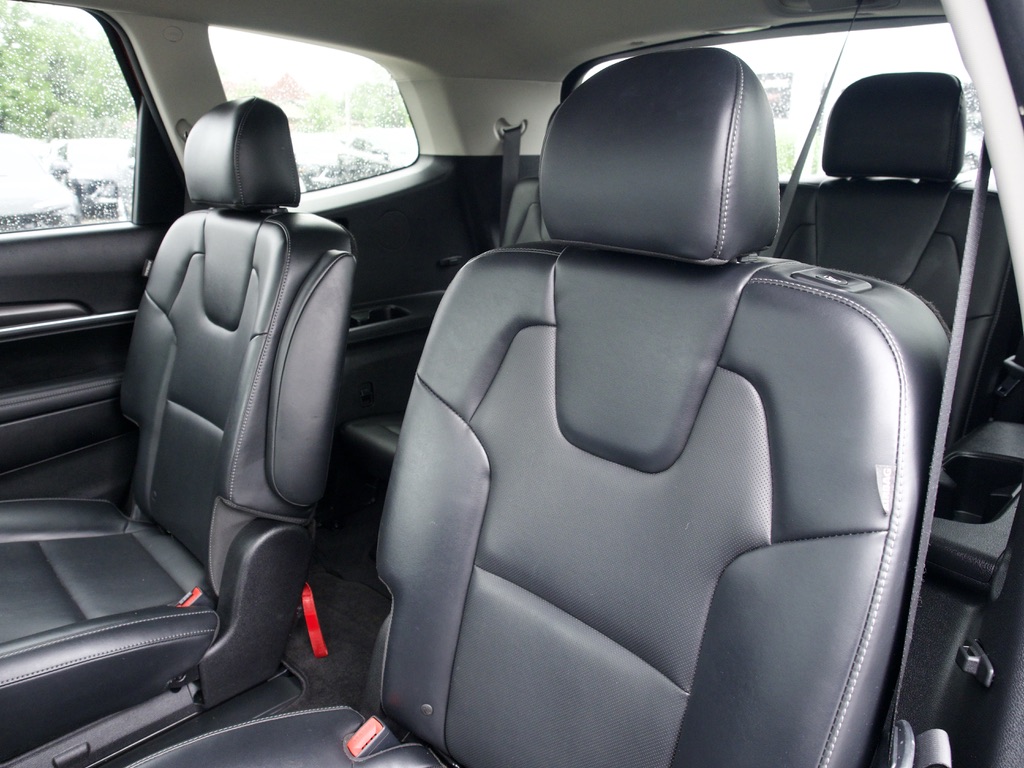 2024 Kia Telluride S - Photo 22