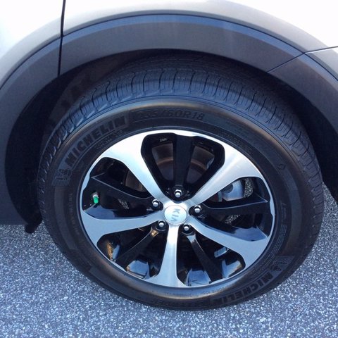 Pre-Owned 2016 Kia Sorento