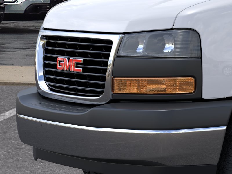 New 2026 Summit White GMC 1WT image 38