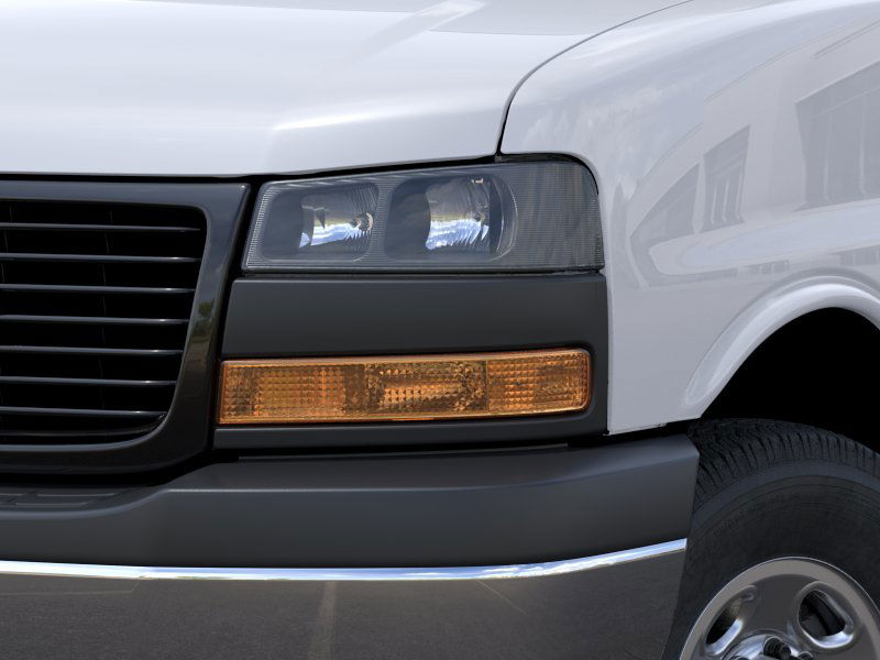 New 2025 Summit White GMC 1WT image 10