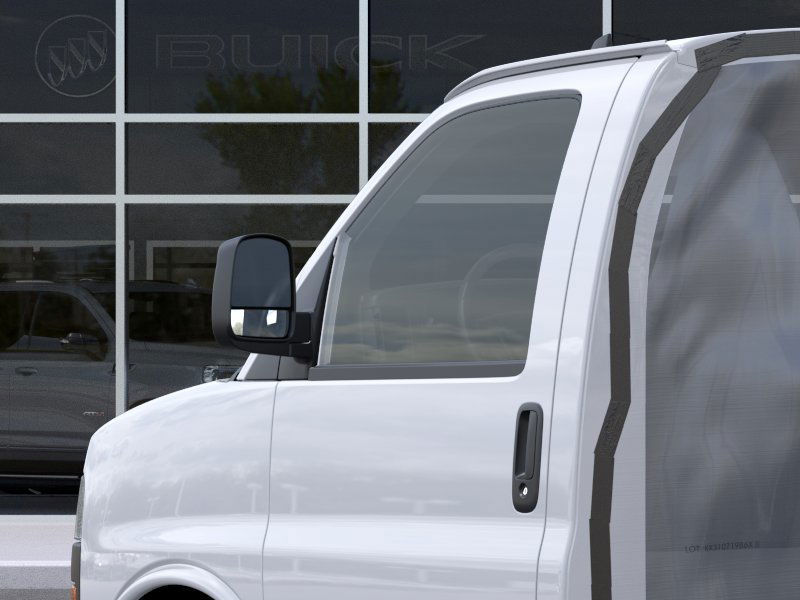 2025 Gmc Savana Cutaway 3500 photo 3