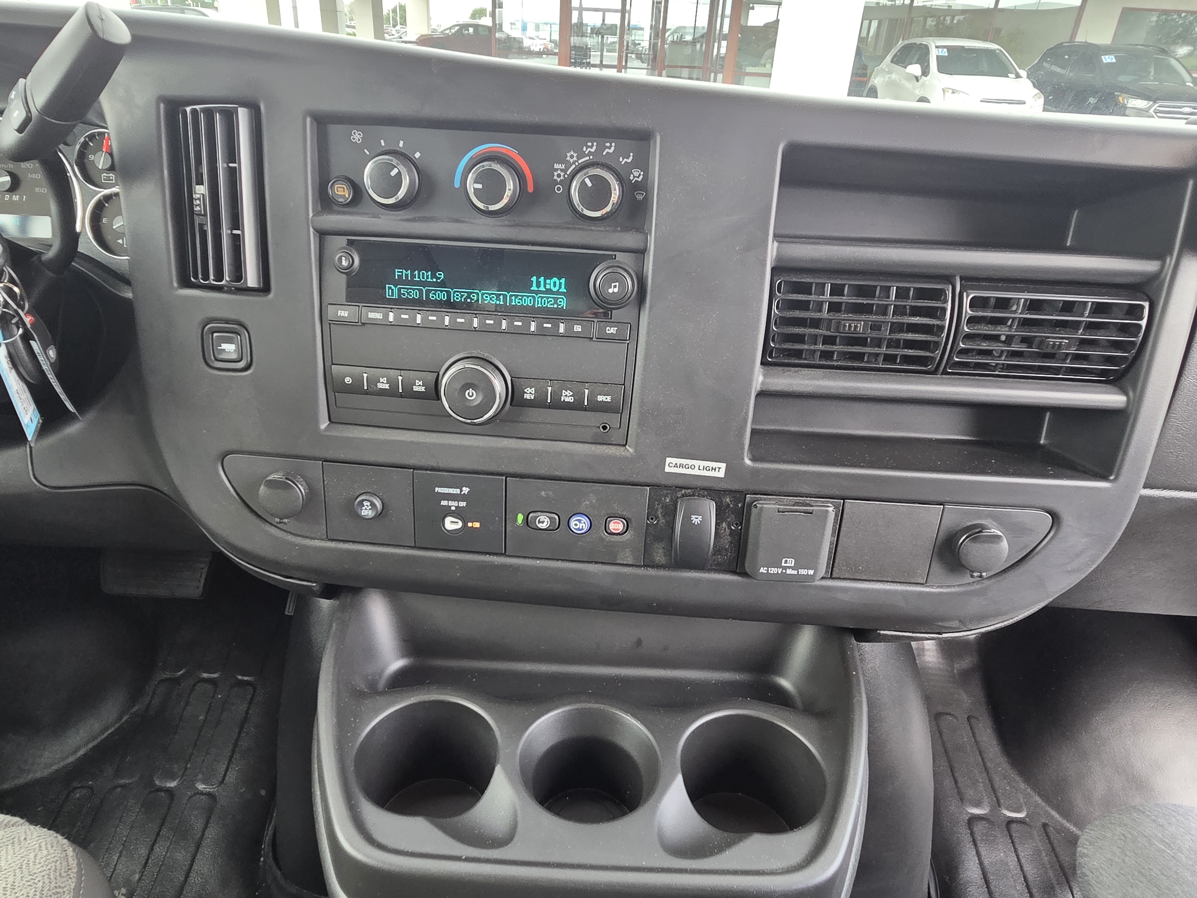 New 2025 Summit White GMC 1WT image 7
