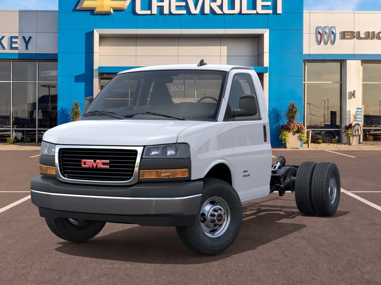 New 2025 Summit White GMC 1WT image 30