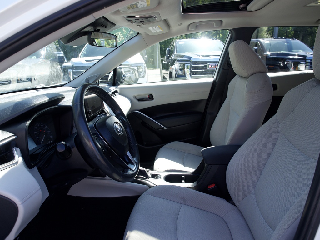 2023 Toyota Corolla Cross LE - Photo 12