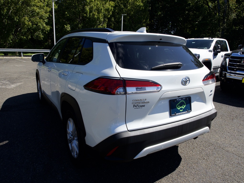 2023 Toyota Corolla Cross LE - Photo 9