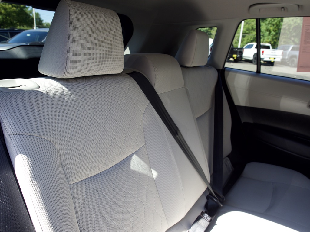 2023 Toyota Corolla Cross LE - Photo 25