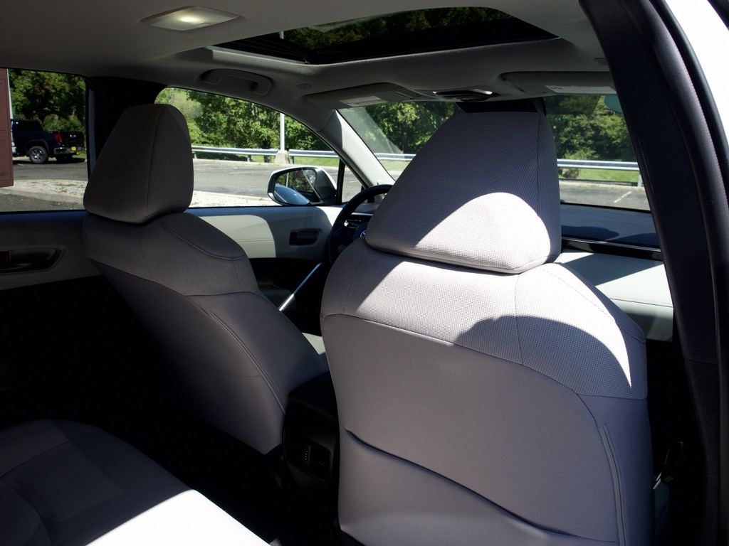 2023 Toyota Corolla Cross LE - Photo 26