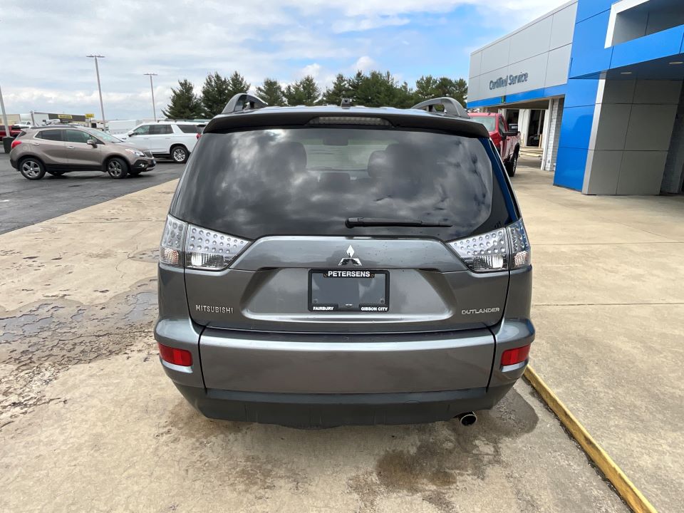 Used 2011 Mitsubishi Outlander SE with VIN JA4AS3AWXBU042331 for sale in Fairbury, IL