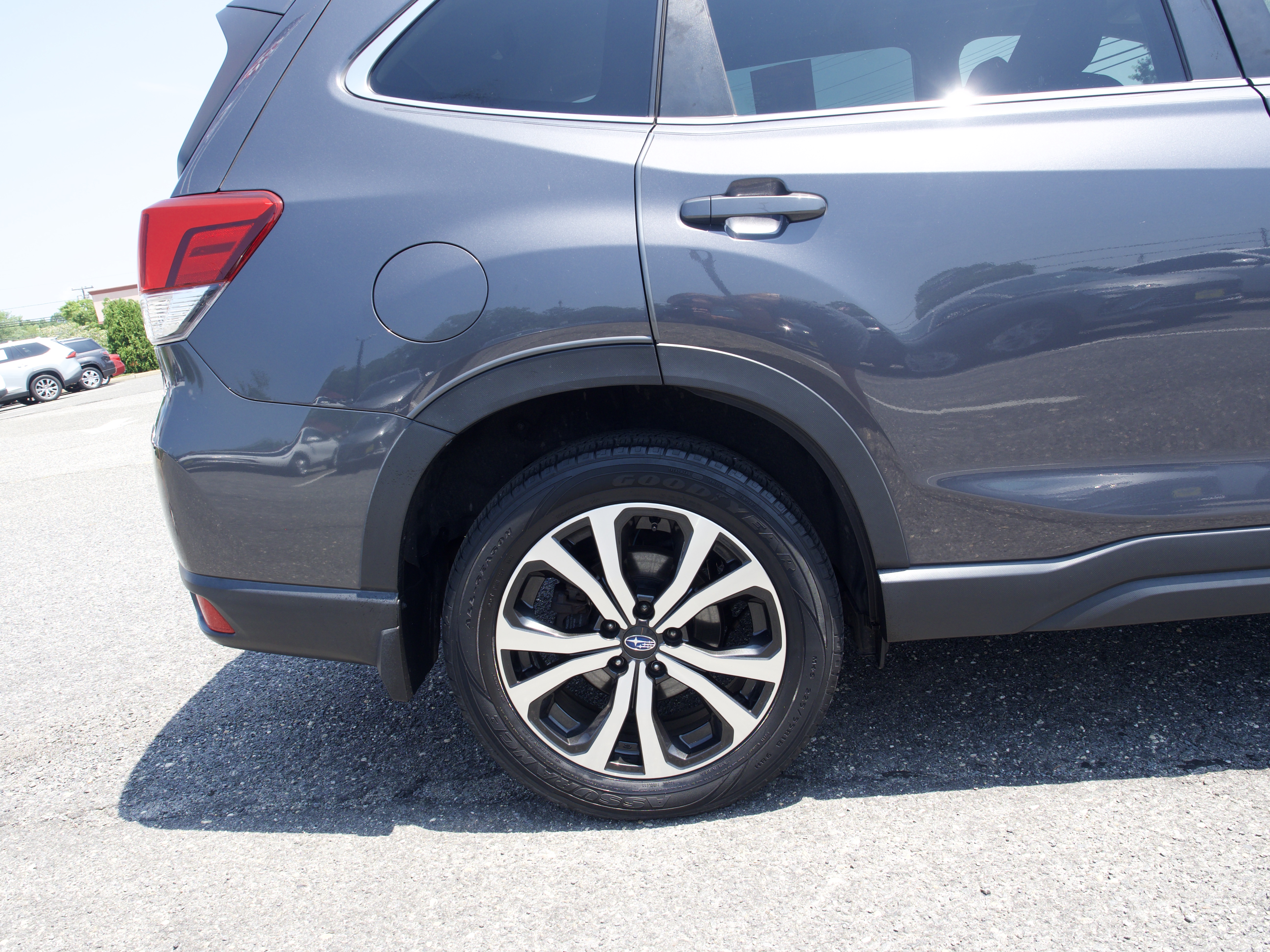 2020 Subaru Forester Limited - Photo 13