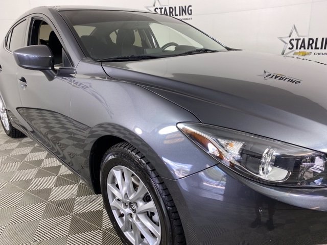 Pre-Owned 2016 Mazda3