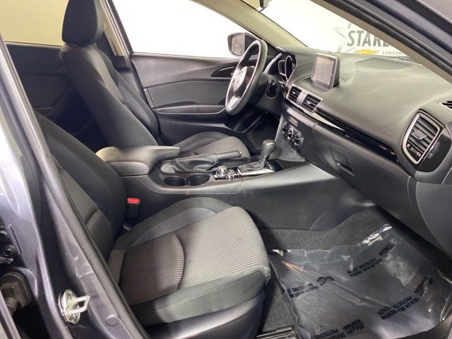Pre-Owned 2016 Mazda3