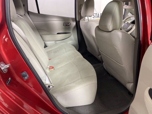 Pre-Owned 2011 Nissan LEAF SL