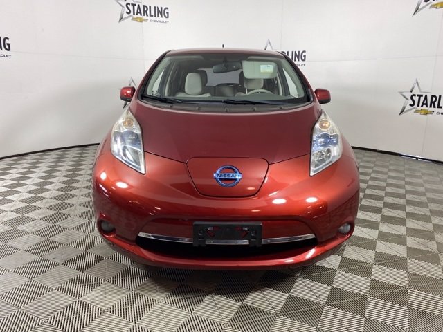 Pre-Owned 2011 Nissan LEAF SL