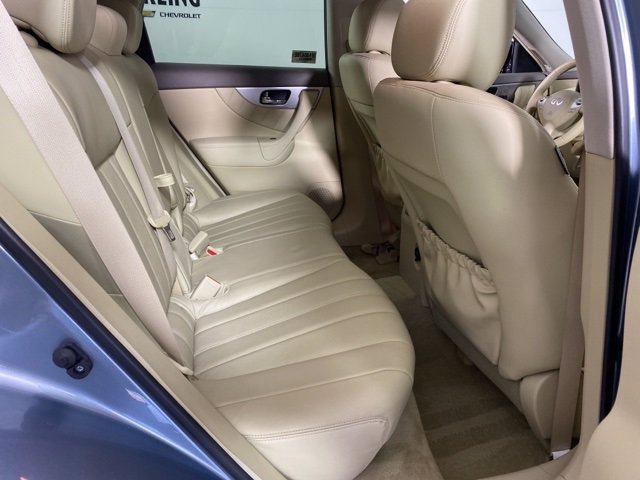 Pre-Owned 2017 INFINITI QX70
