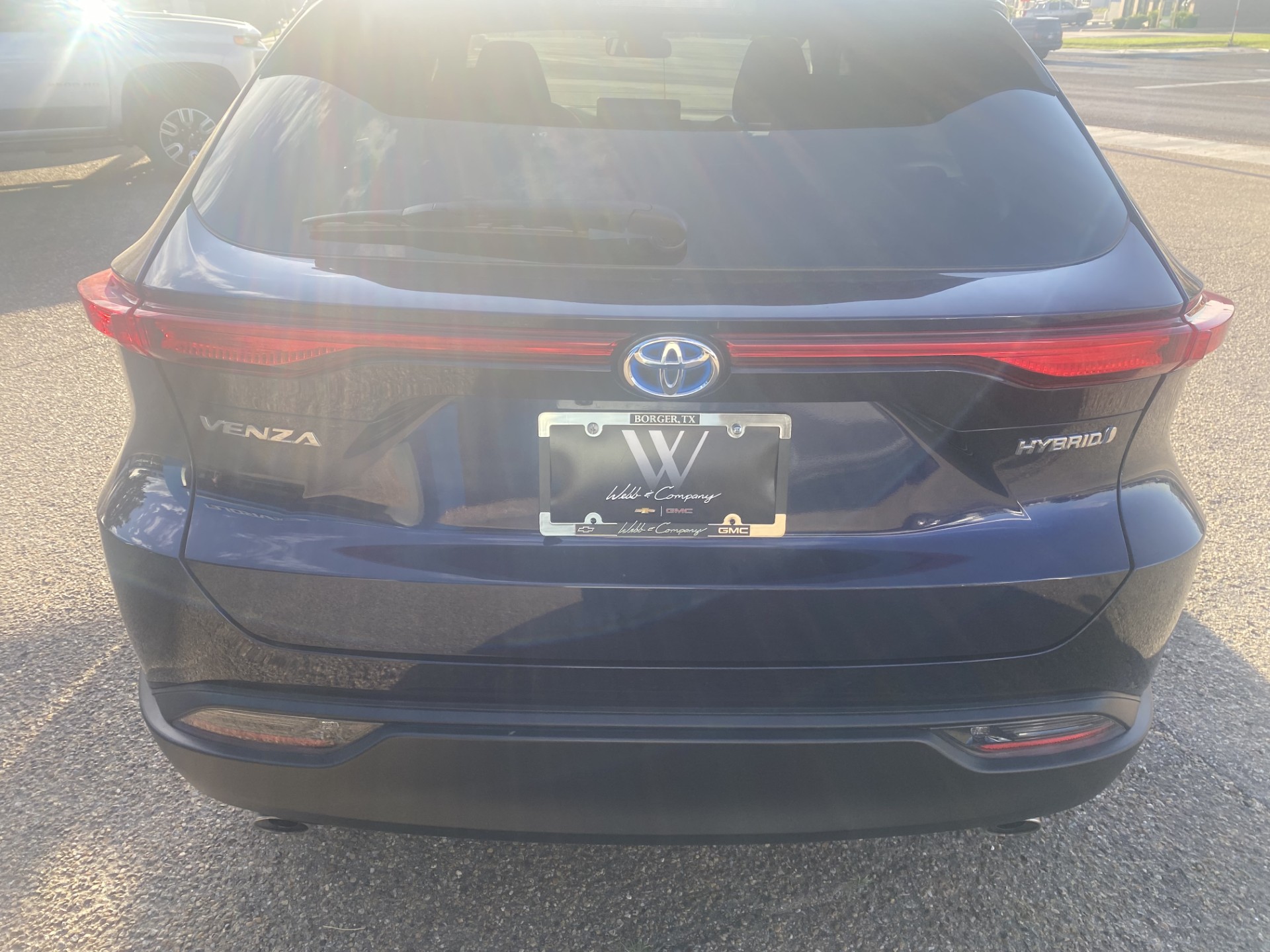 Used 2021 Blue Toyota LE image 7
