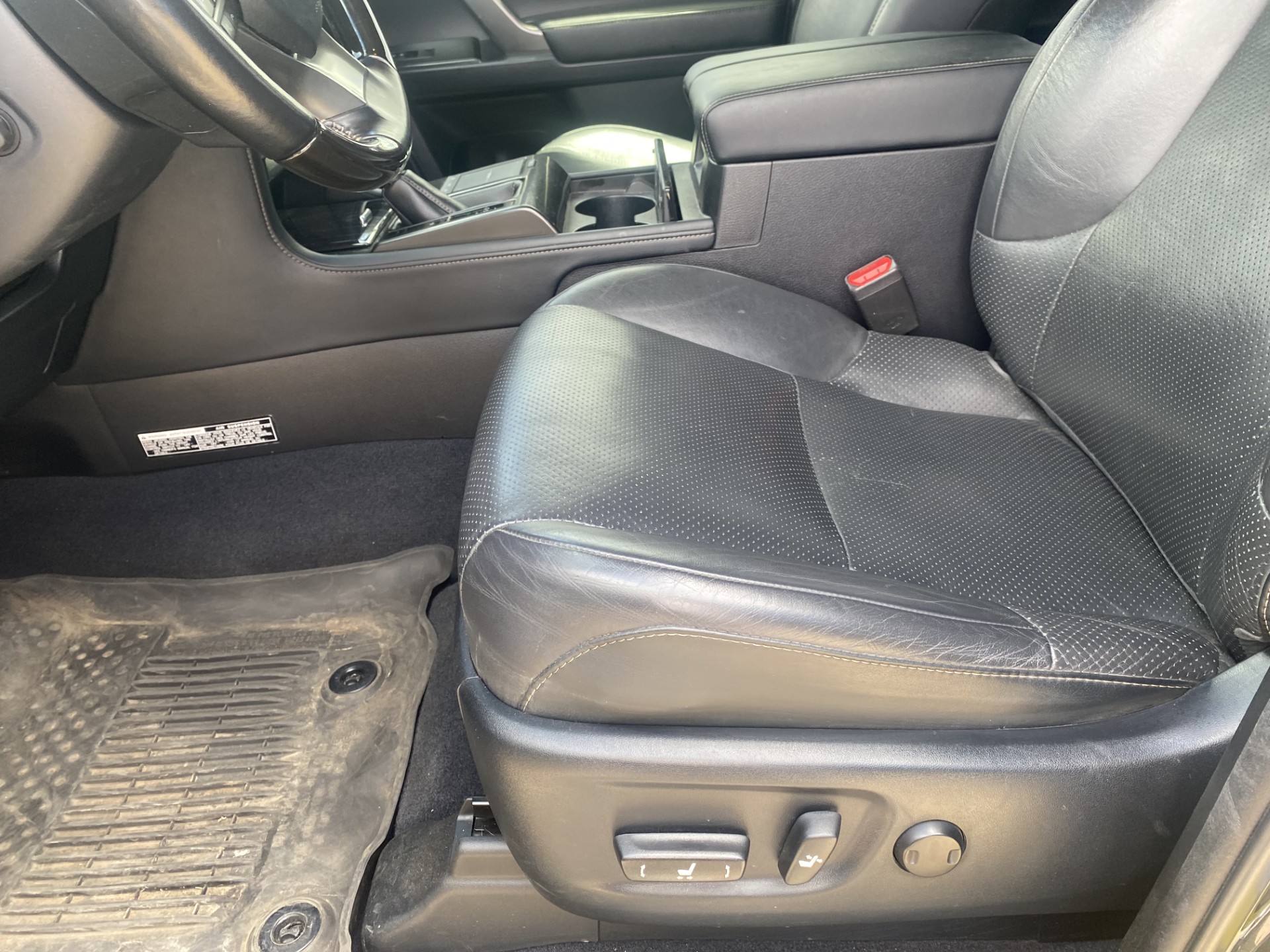 Used 2022 Black Lexus GX 460 Luxury image 17