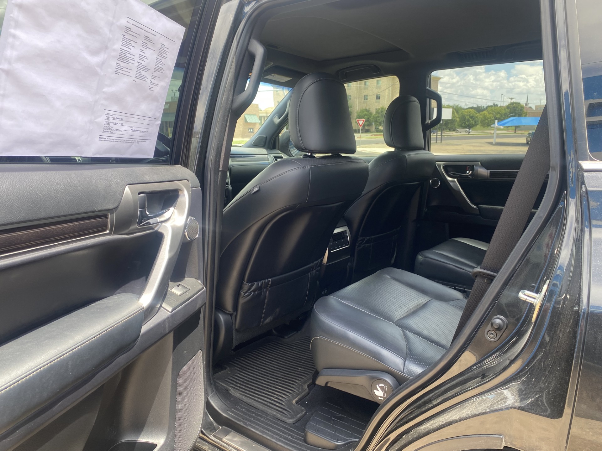 Used 2022 Black Lexus GX 460 Luxury image 11