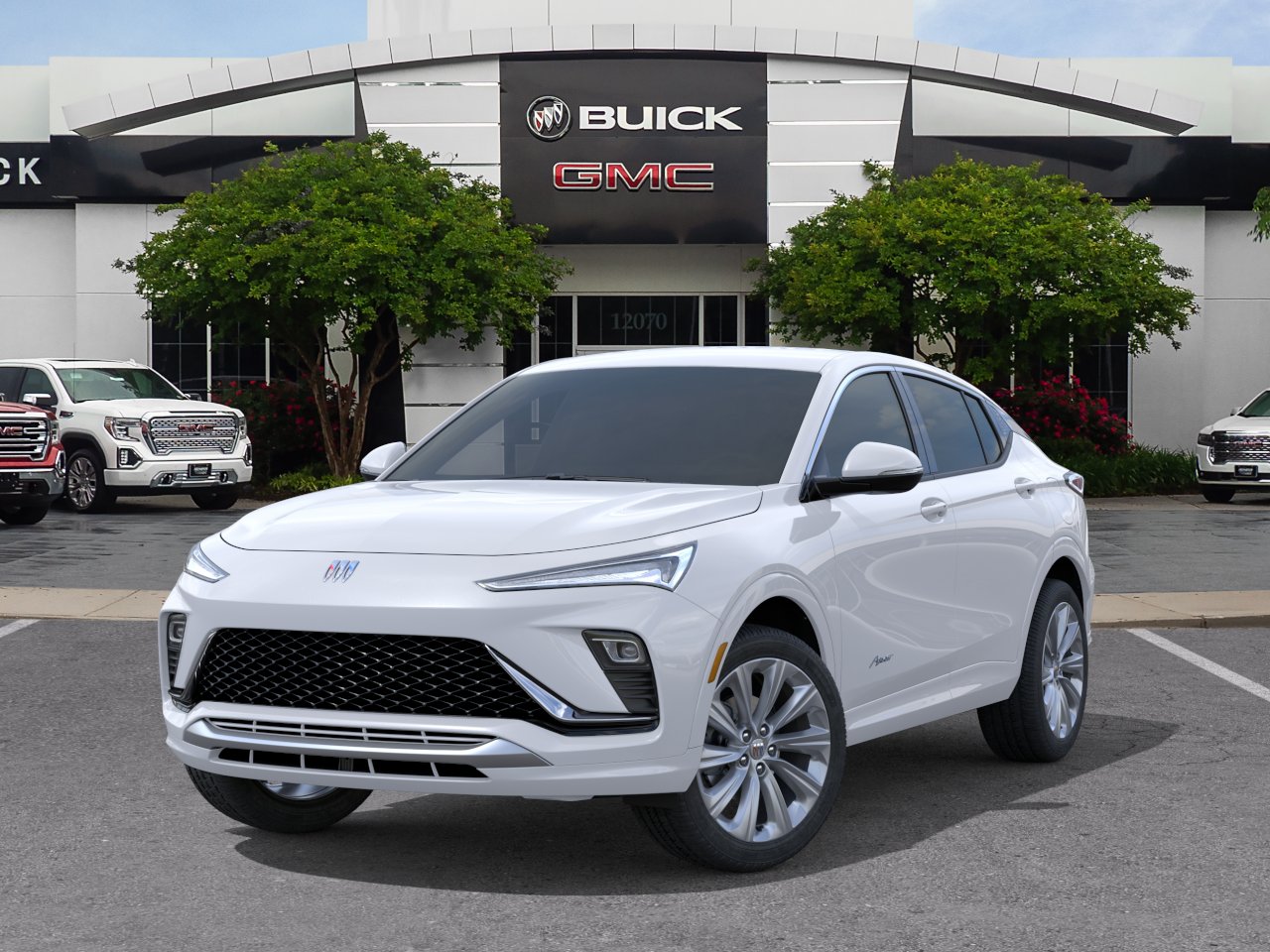 New 2026 White Frost Tricoat Buick Avenir image 32