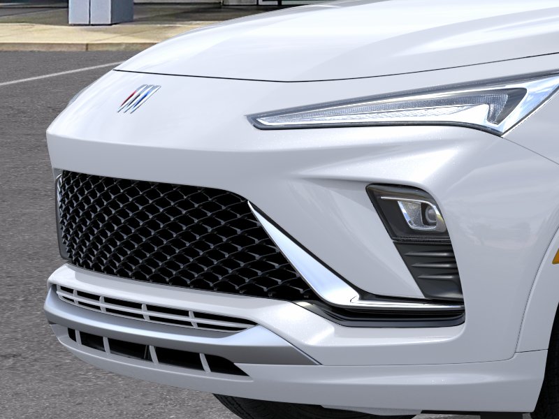 New 2026 White Frost Tricoat Buick Avenir image 37