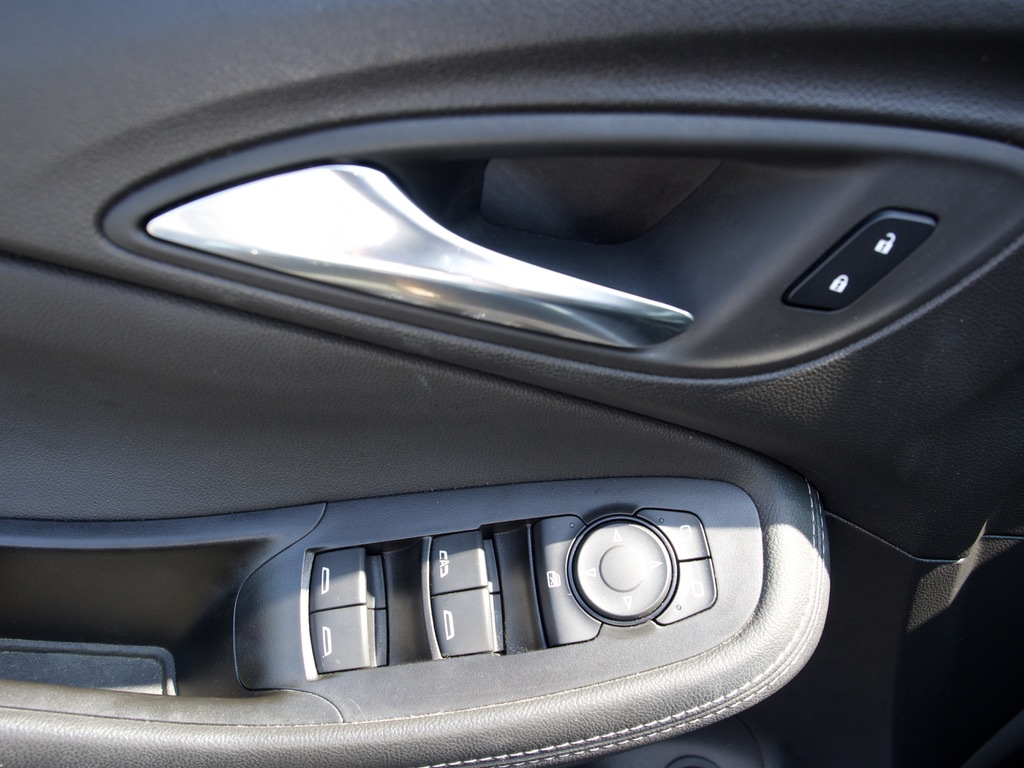 Certified Used 2024 Moonstone Gray Metallic Buick Sport Touring image 15