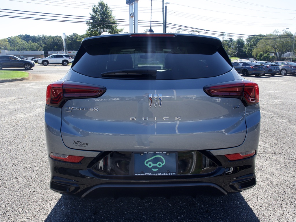 2024 Buick Encore GX Sport Touring - Photo 8