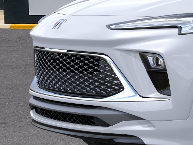 New 2026 White Frost Tricoat Buick Avenir image 37