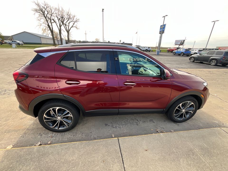 Used 2022 Buick Encore GX Essence with VIN KL4MMFSL8NB014282 for sale in Fairbury, IL