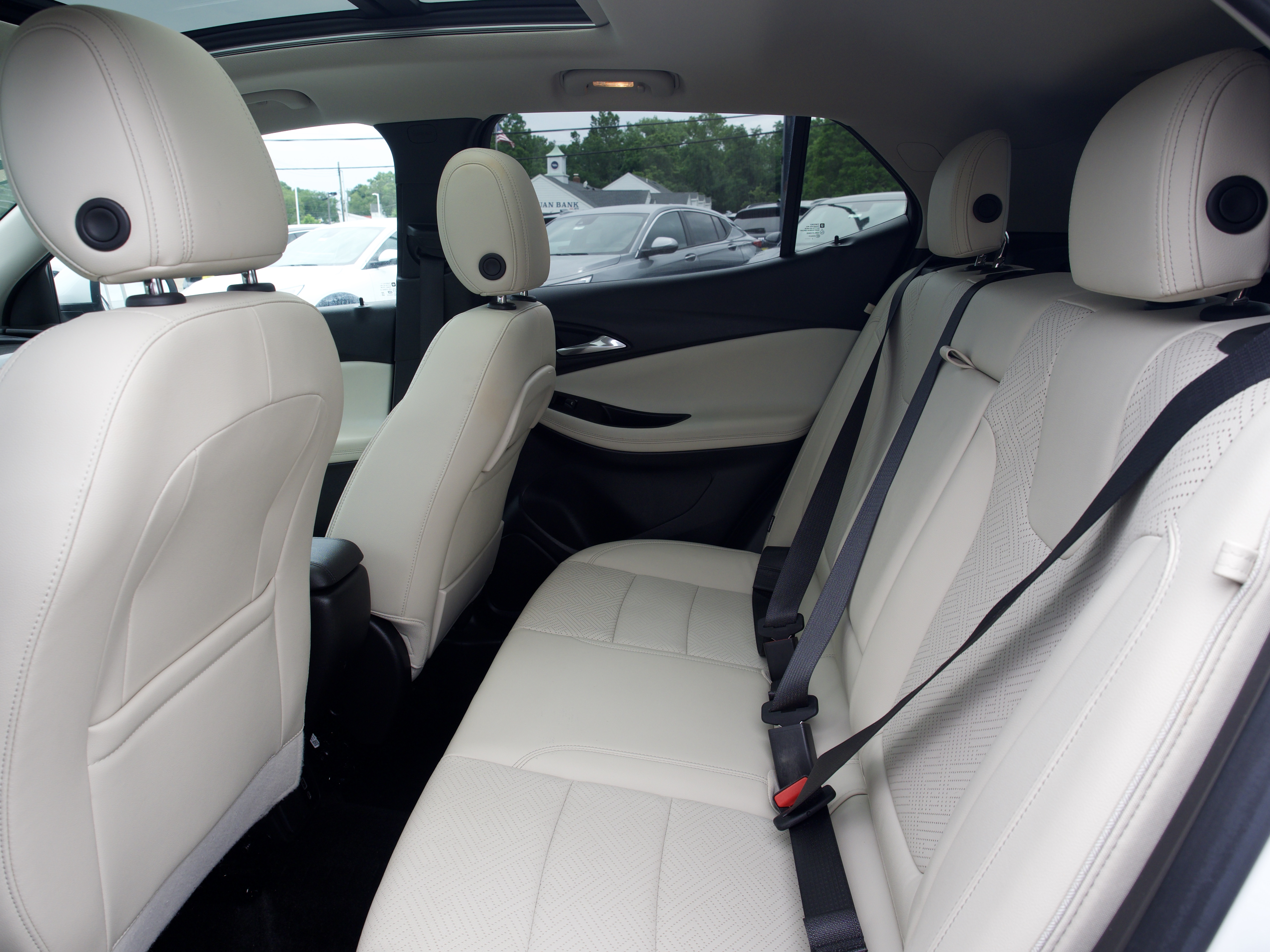 Certified Used 2023 Summit White Buick Essence image 22