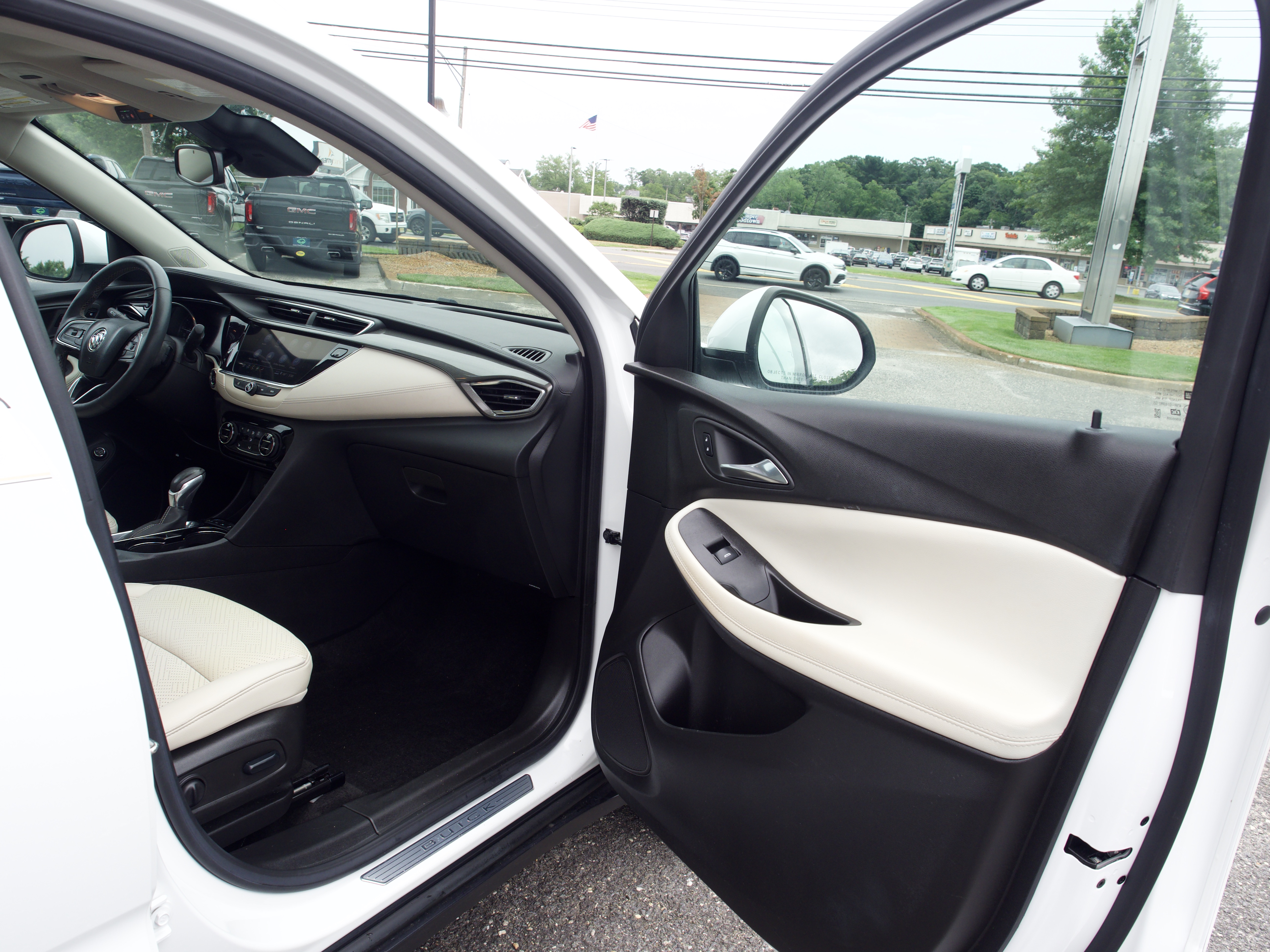 Certified Used 2023 Summit White Buick Essence image 34