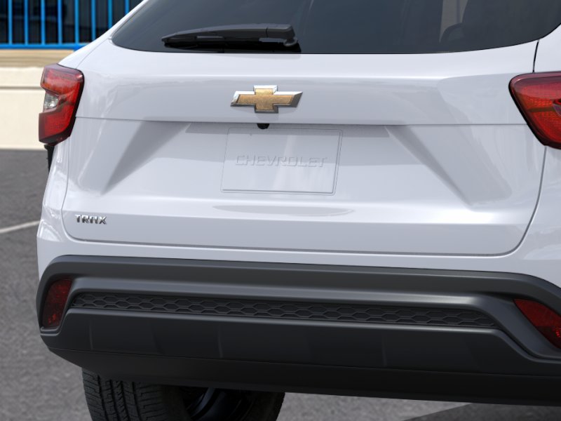 New 2026 Summit White Chevrolet LS image 38