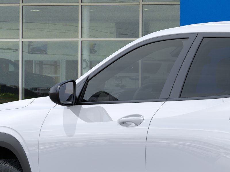 2025 Chevrolet Trax LS photo 11