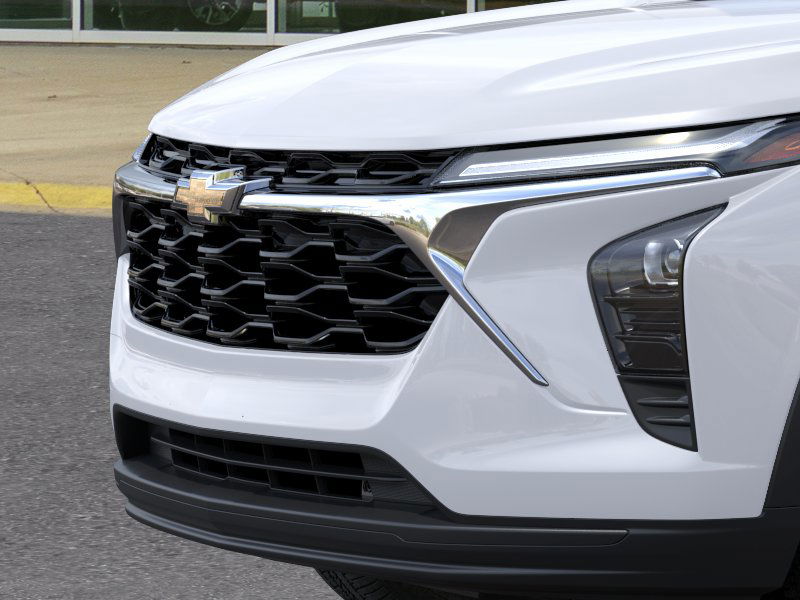 2025 Chevrolet Trax LS photo 12