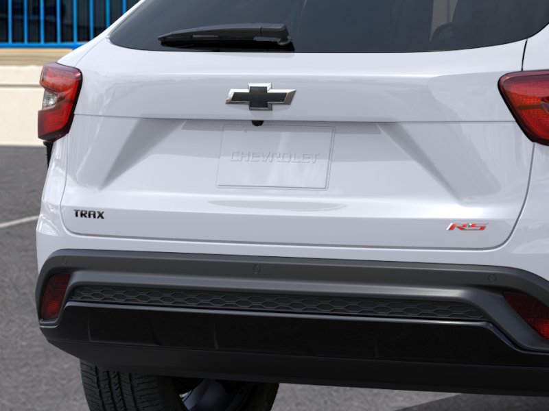 New 2026 Summit White Chevrolet 1RS image 38