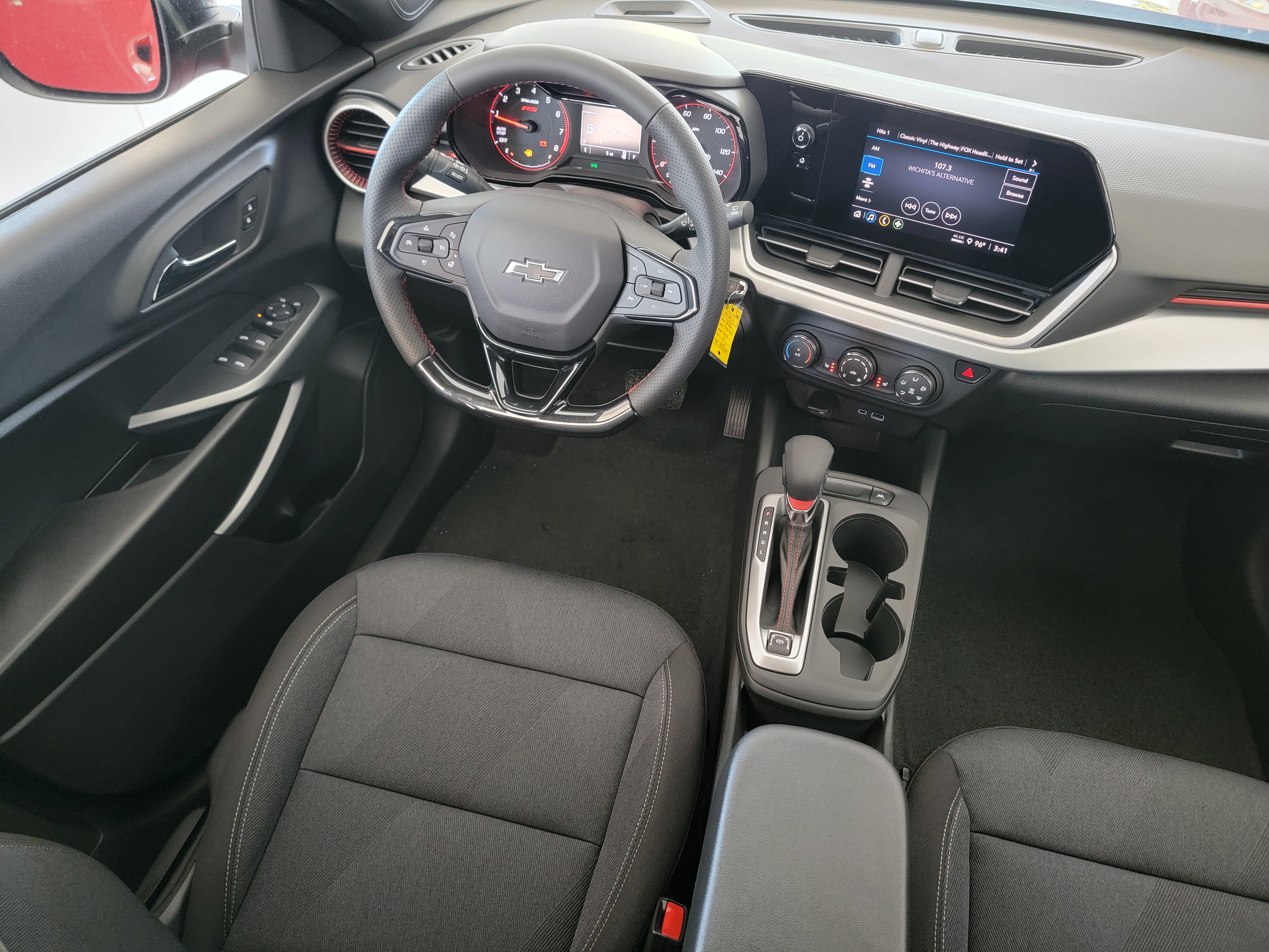 2026 Chevrolet Trax RS - Photo 15