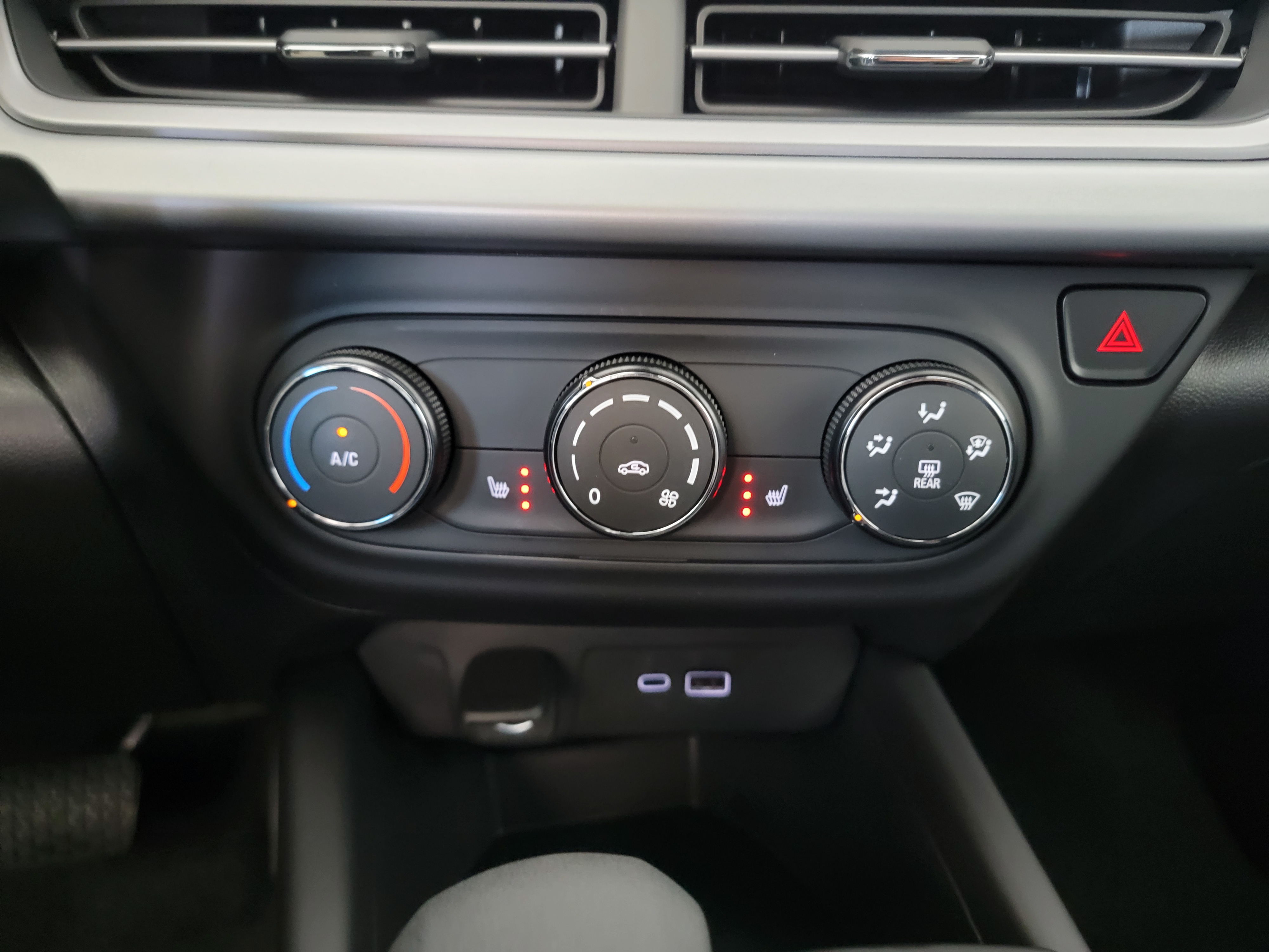 2026 Chevrolet Trax RS - Photo 20