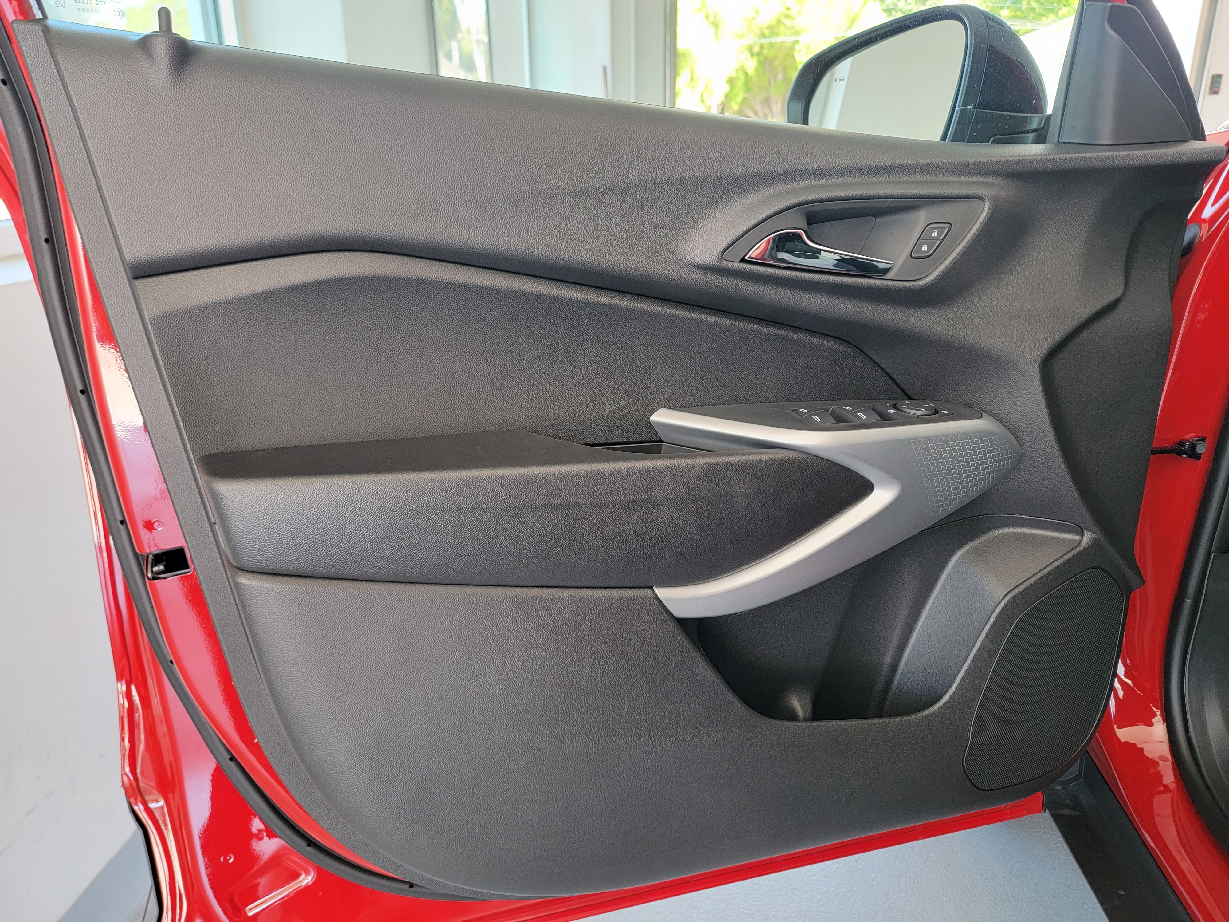 2026 Chevrolet Trax RS - Photo 11