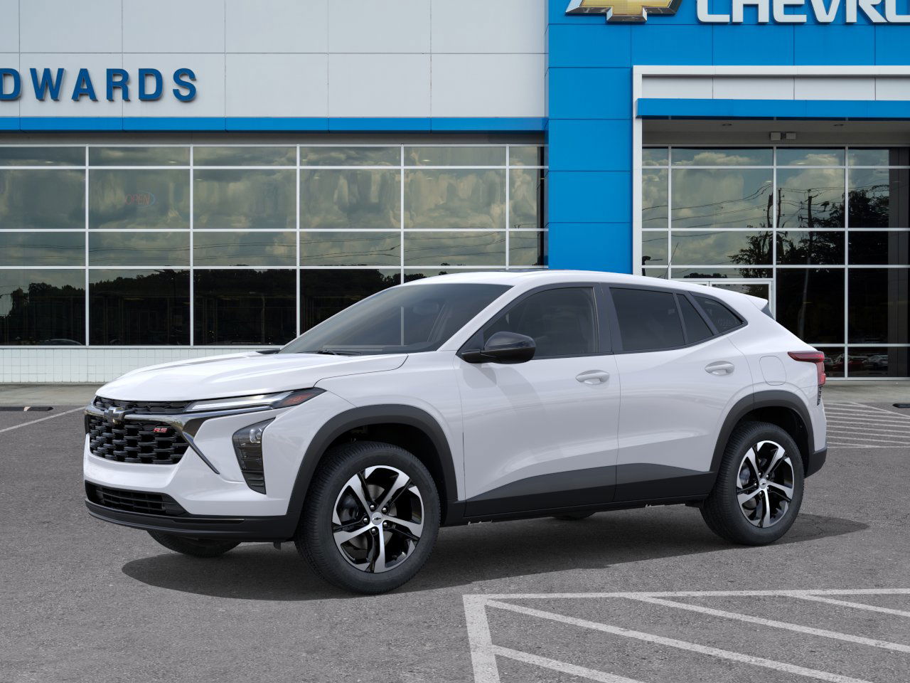 2025 Chevrolet Trax photo 2