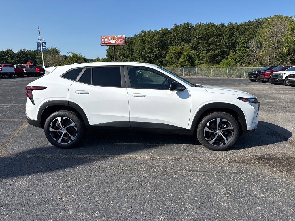 2026 Chevrolet Trax RS's photo