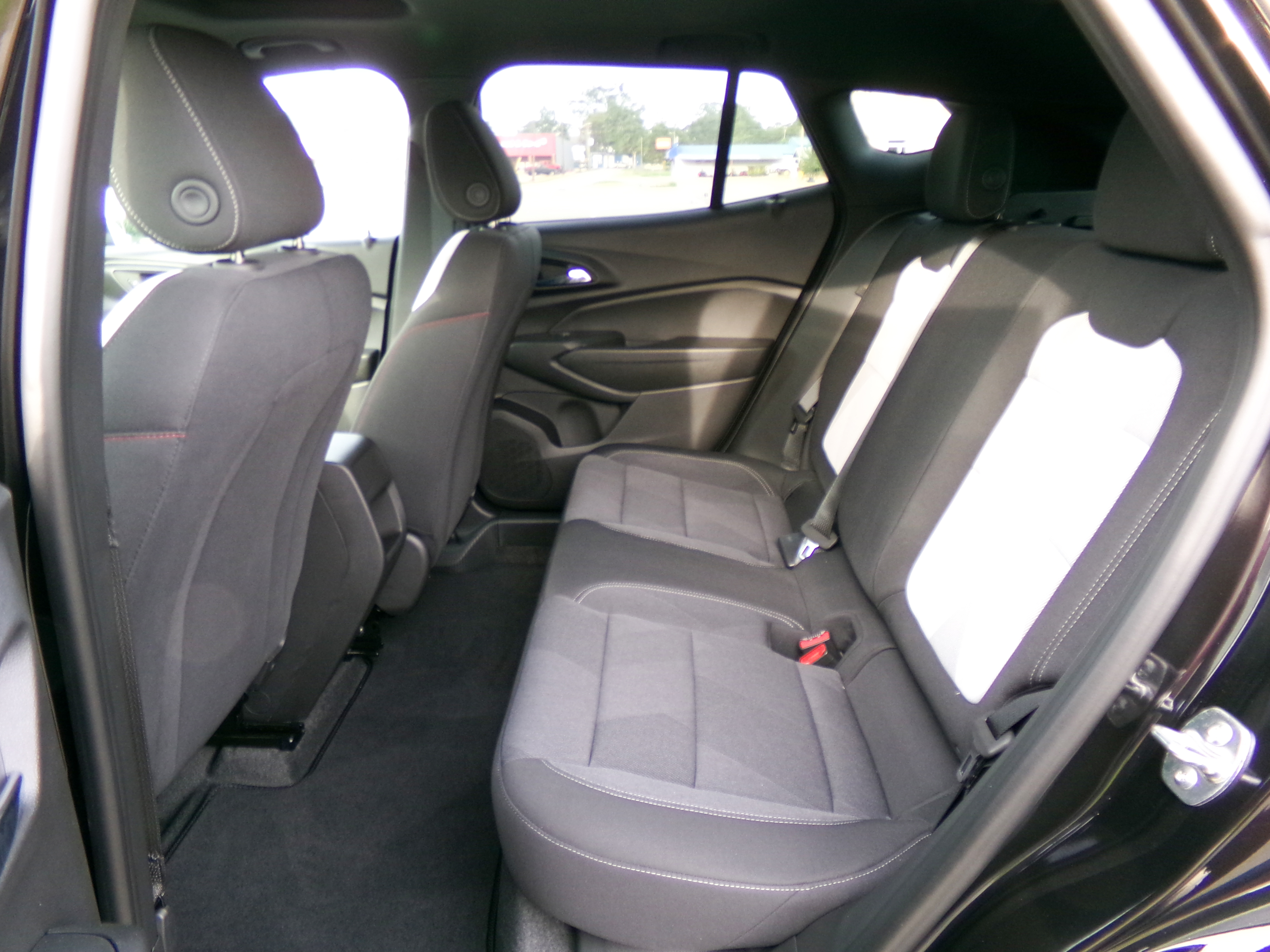 2026 Chevrolet Trax RS - Photo 13