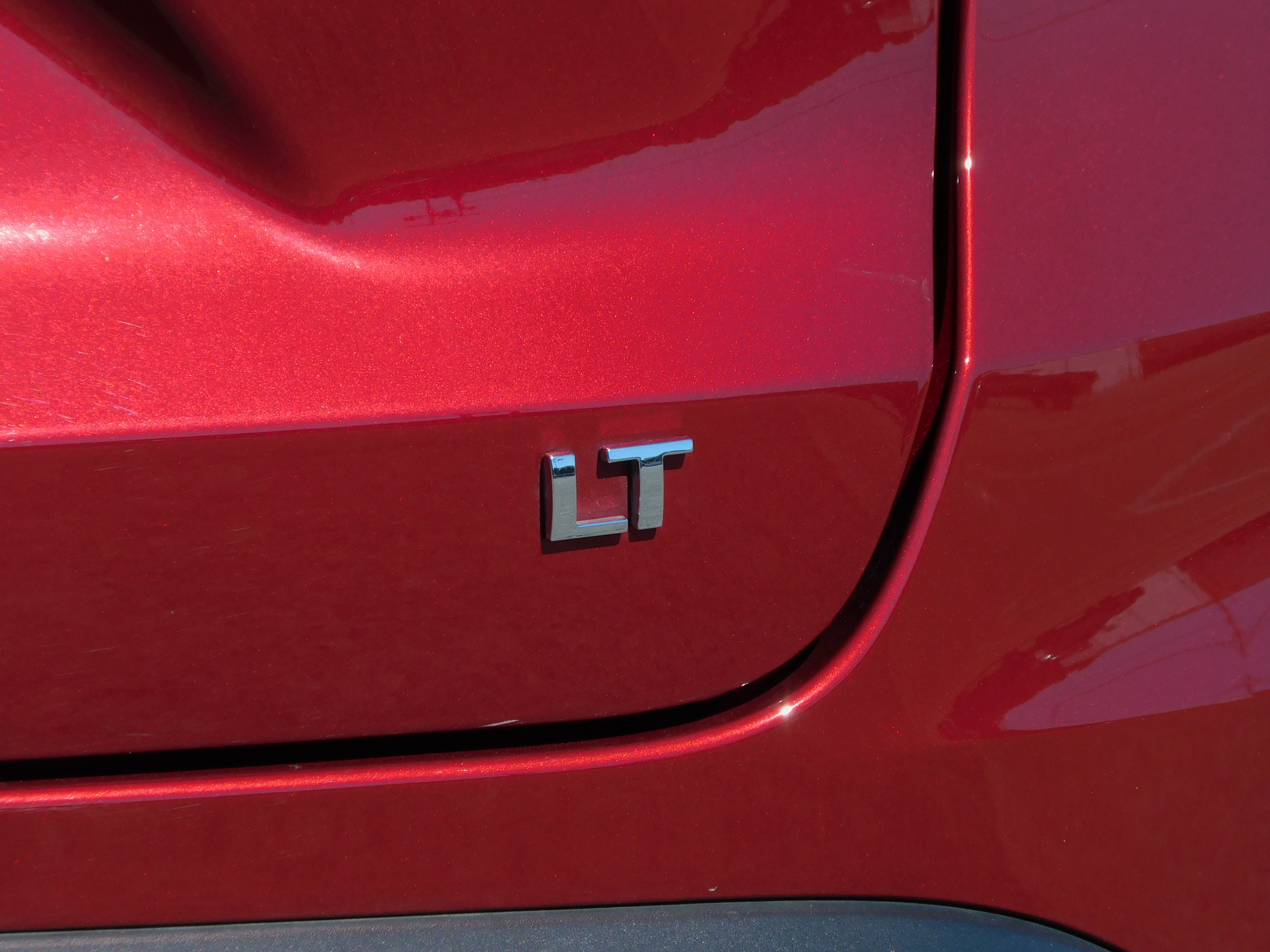 Used 2024 Crimson Metallic Chevrolet LT image 11