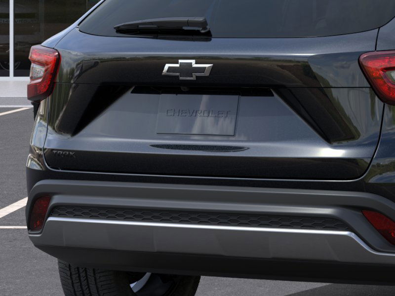 2025 Chevrolet Trax LT photo 9