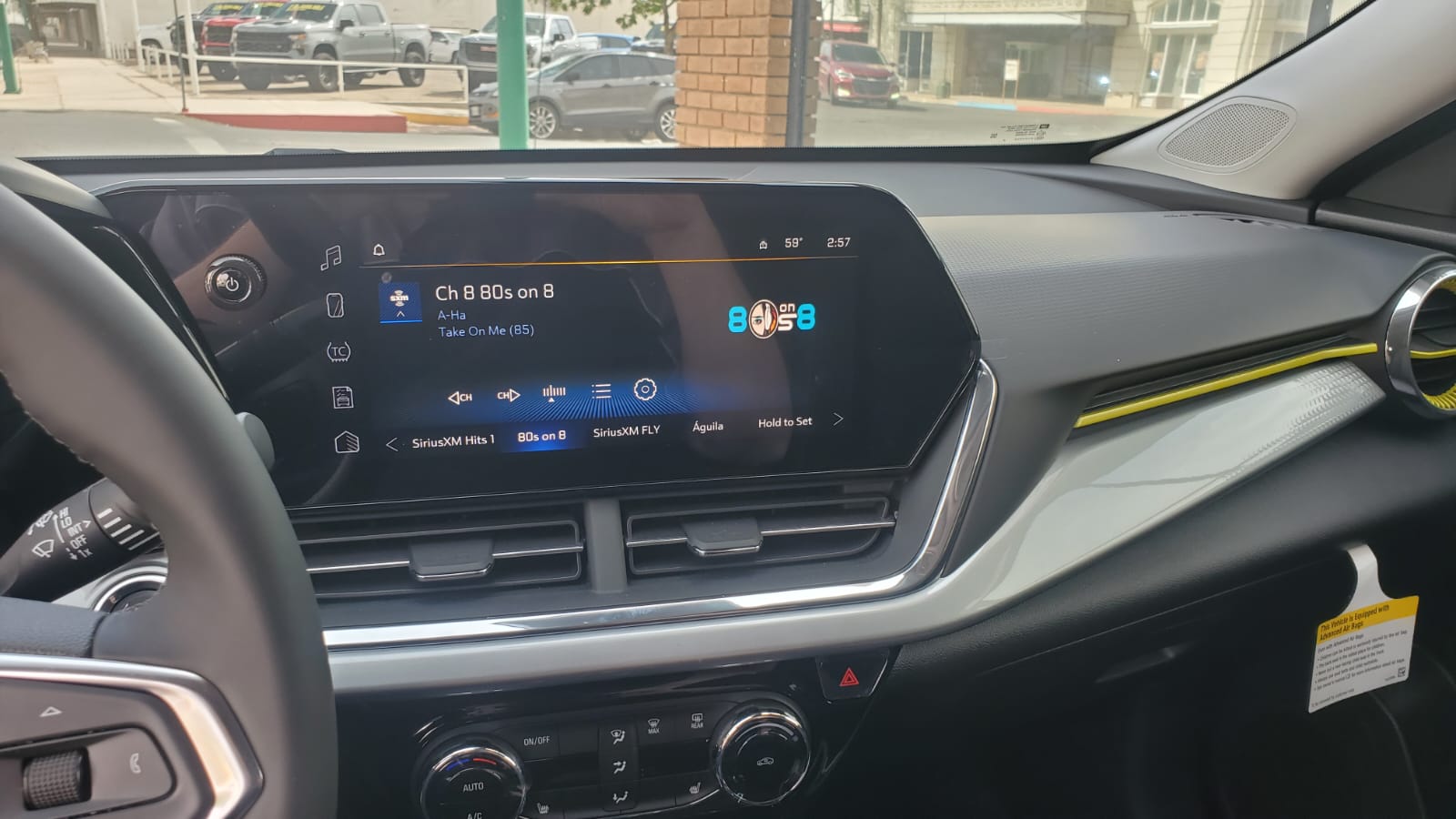 2025 Chevrolet Trax LT - Photo 14