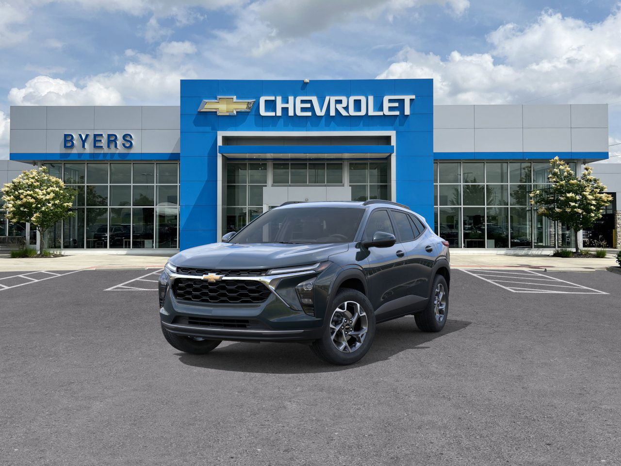 2026 Chevrolet Trax LT photo 2