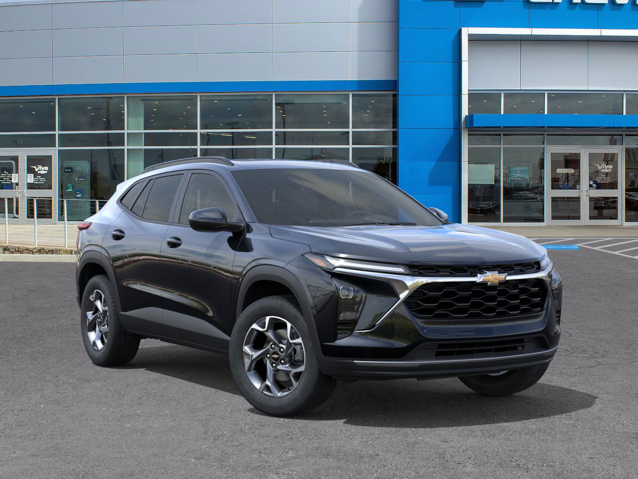 2026 Chevrolet Trax LT photo 2