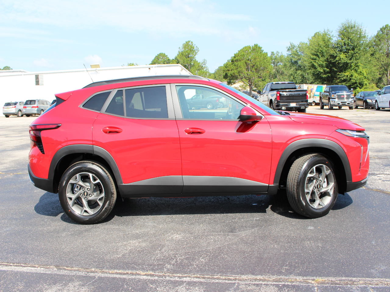 2026 Chevrolet Trax LT - Photo 7