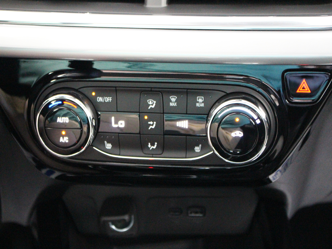 2026 Chevrolet Trax LT - Photo 23