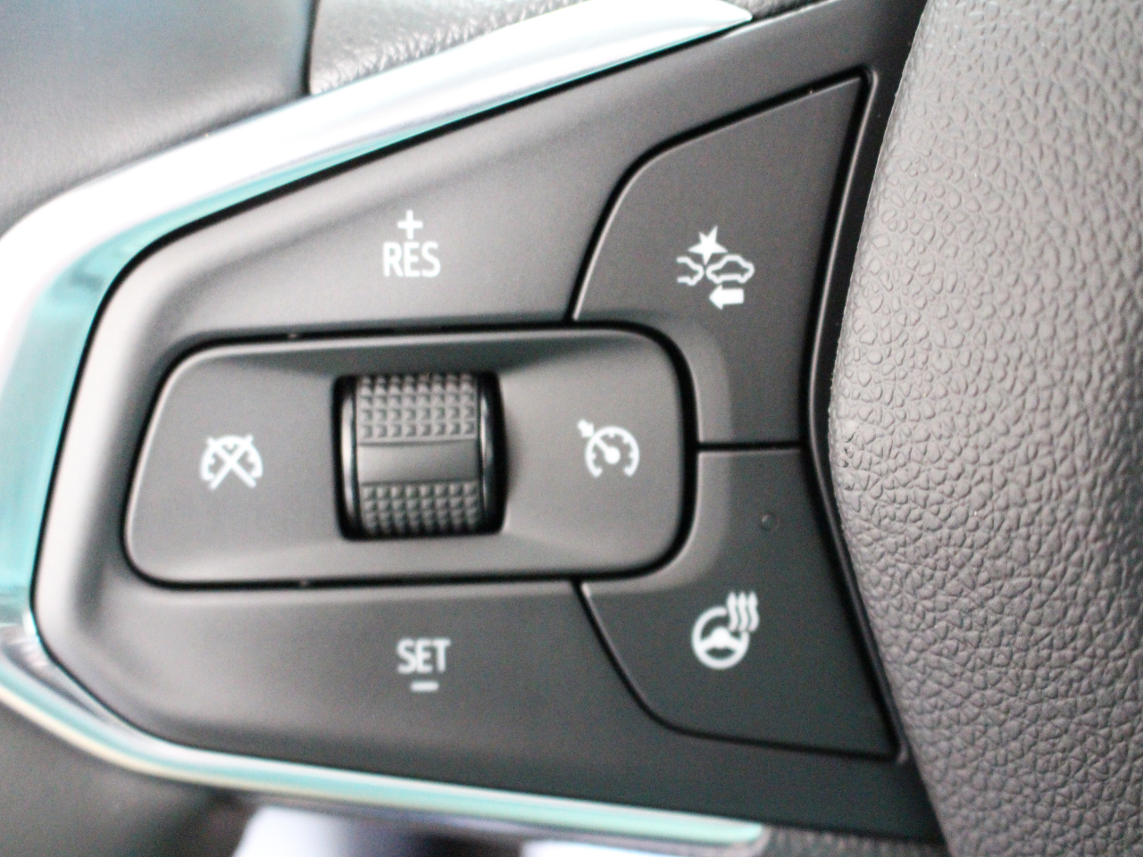 2026 Chevrolet Trax LT - Photo 19