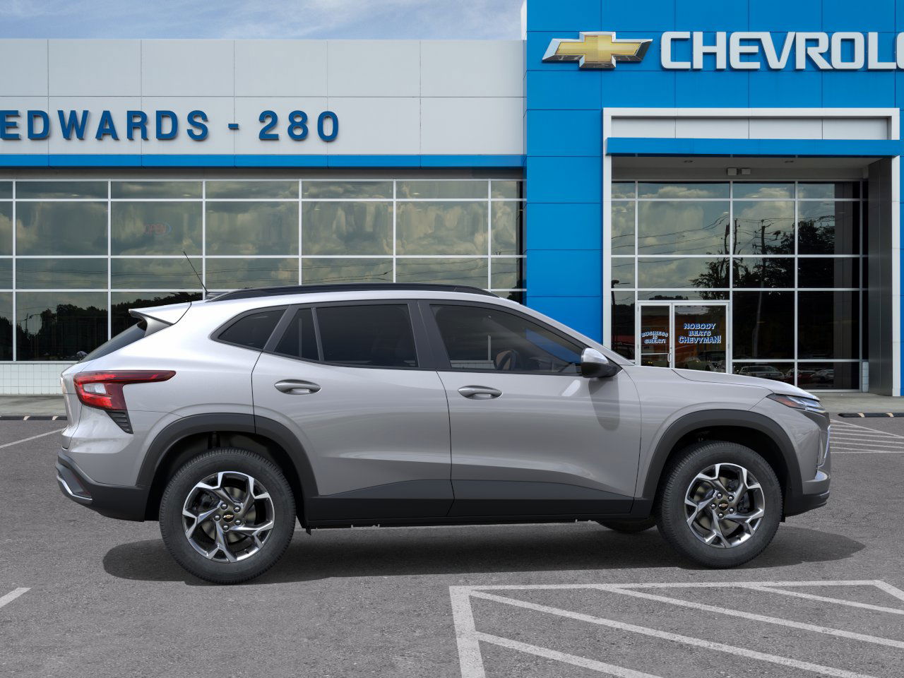 2025 Chevrolet Trax LT photo 2