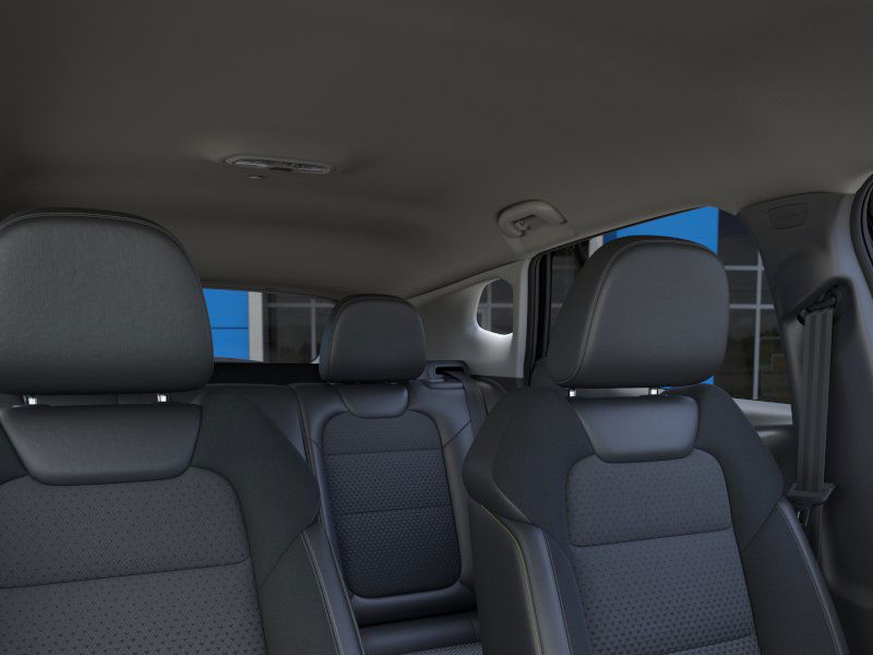 2025 Chevrolet Trax LT photo 24